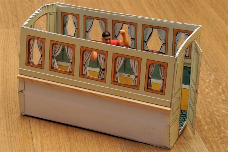  Seetüchtige Motor-Kreuzeryacht - Kartonmodell statt Blechspielzeug - Seite 2 Dsc05916