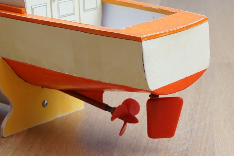  Seetüchtige Motor-Kreuzeryacht - Kartonmodell statt Blechspielzeug - Seite 3 Dsc05932
