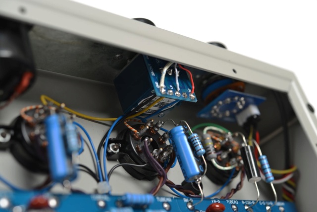 Raphaelite CP6V Push-Pull Valve Integrated Amplifier 610