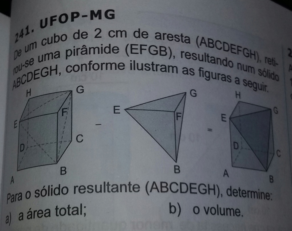 cubo e pirâmide triangular (erro de gabarito ?) 20190511