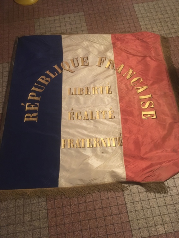 Drapeau Garde Mobilisée…  E0f75510