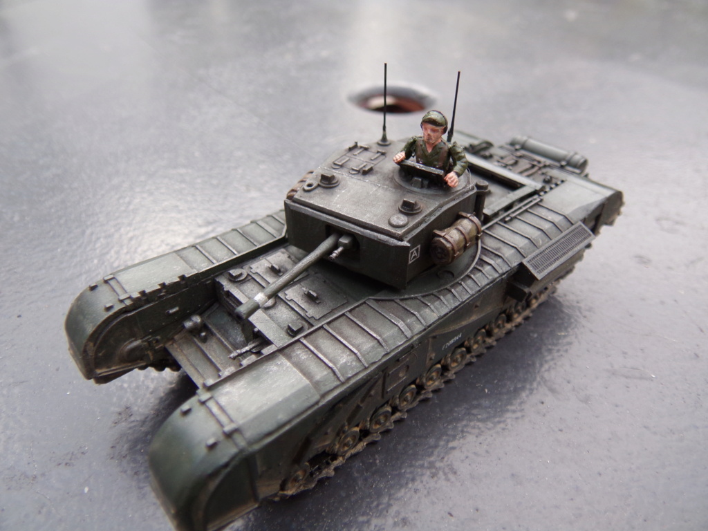 [Italeri] Churchill Mk III (FINI) 102_4035
