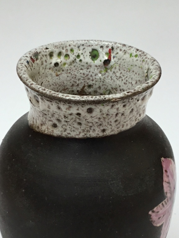 Stoneware lava flower vase 001fbf10