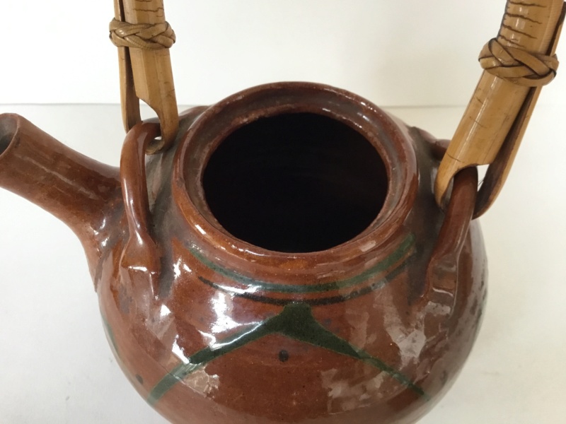 Early earthenware studio teapot 04896110