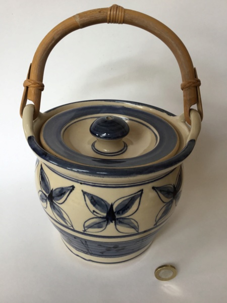 Paul & Stephanie Buddle, Willing Pottery, Devon 1e823e10