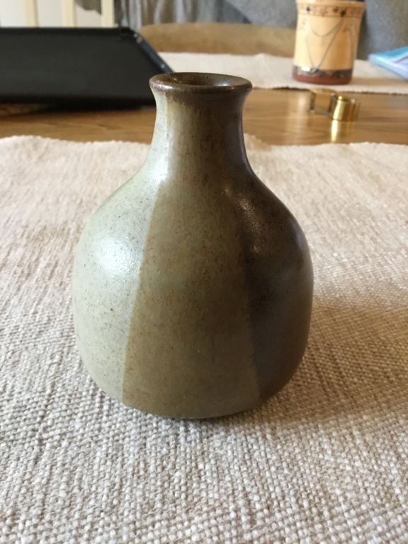 Stoneware studio Bud vase, striped glaze, KR mark?  26130b10