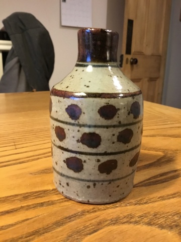 Stoneware bud vase, pencil mark 26356310