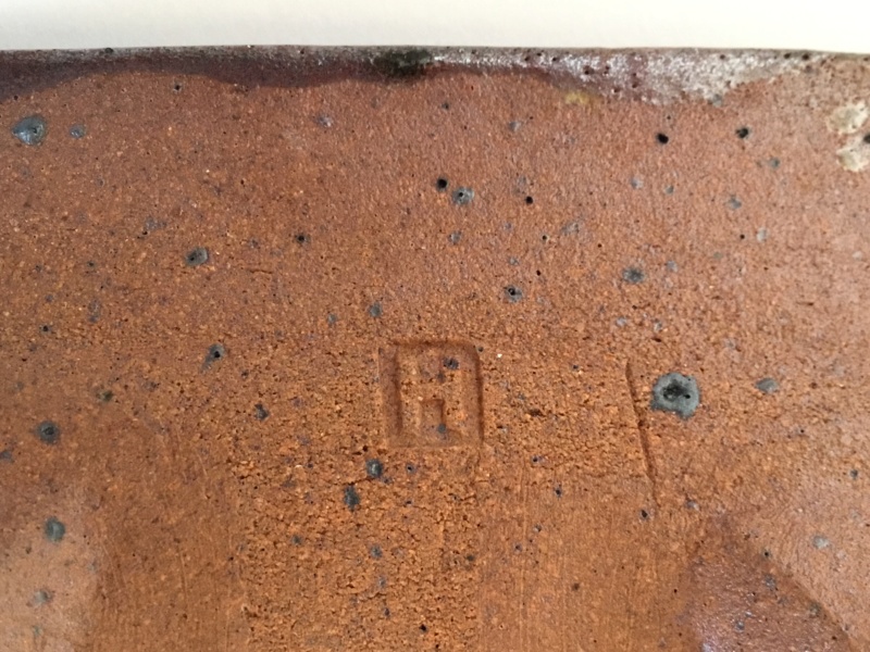 Square Stoneware dish, 4 feet, H mark - early Frank & Janet Hamer? 28d04810