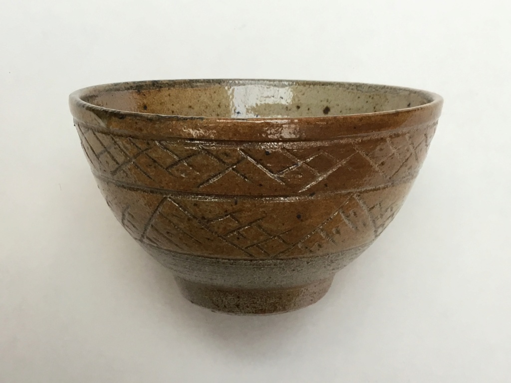 Incised salt glaze incised bowl 35840f10