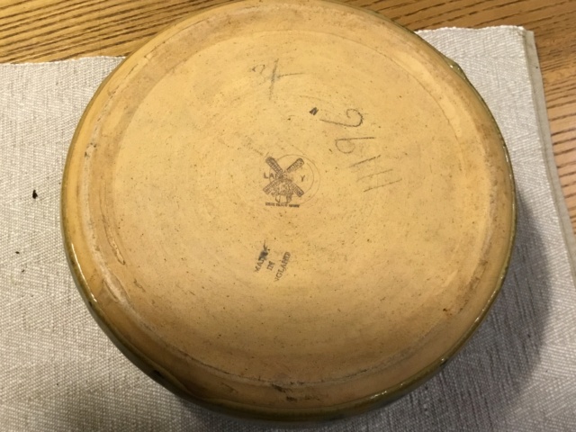 Langley Mill Pottery (Lovatt) - Derbyshire. - Page 6 3954cf10