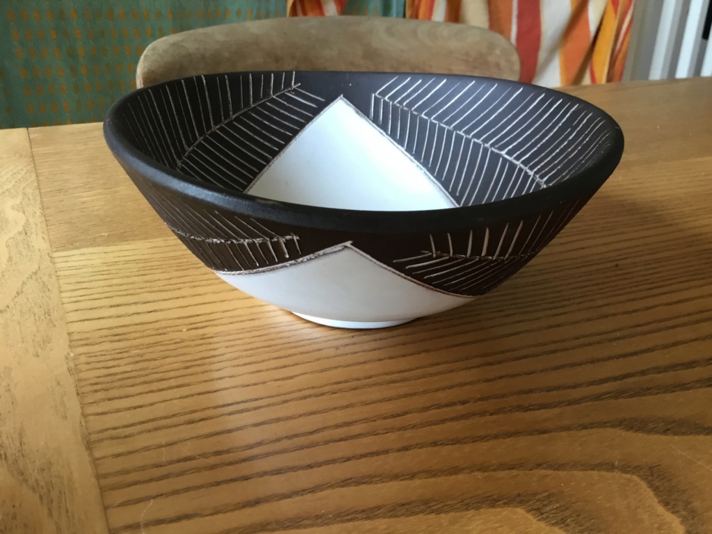 Swedish? Sgraffito Bowl HHB “PALMA” P9 79a02b10
