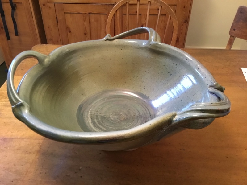 Large studio bowl, 3 handles, no mark 8061c610