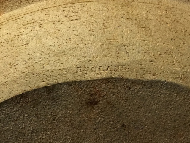 Large studio stoneware dish, ENGLAND - St Ives?  83162b10