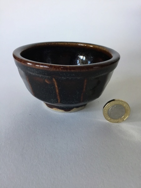 Cut sided studio yunomi tea bowl, unmarked 84b8ee10