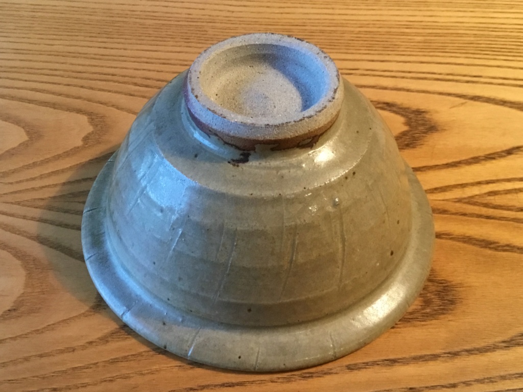 Batterham? Ash glaze stoneware bowl 894c6510