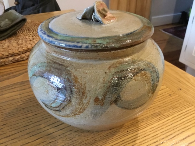 Mushroom storage jar, Rowena Kinsman A83ae310