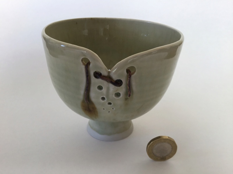 Studio footed porcelain bowl, fake stitching  Be59c410