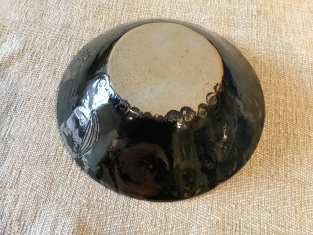 Studio pottery stoneware decorated black & white bowl D52bd610