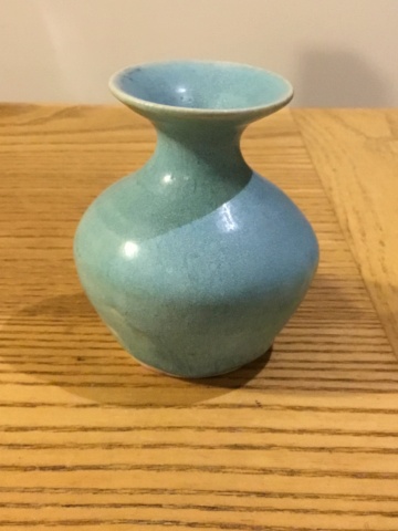 Blue glaze bud vase HB or AB mark Ddba7310
