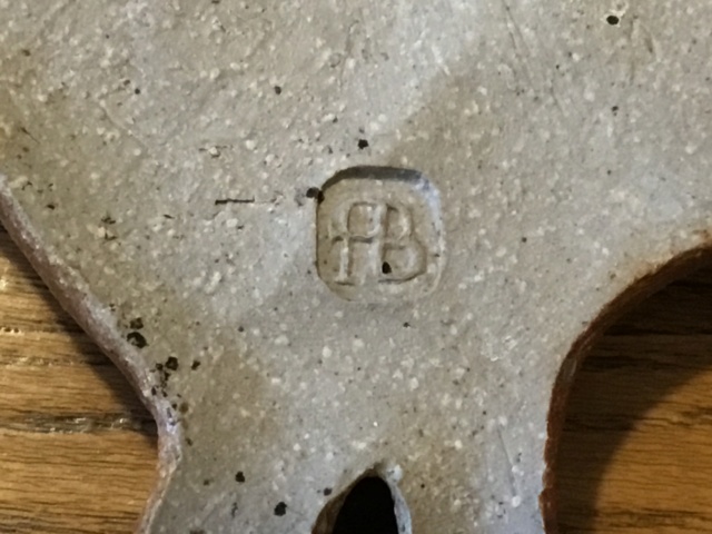 studio pottery stoneware cockerel wall plaque FB mark - Fran & Frank Benatt Img_4926
