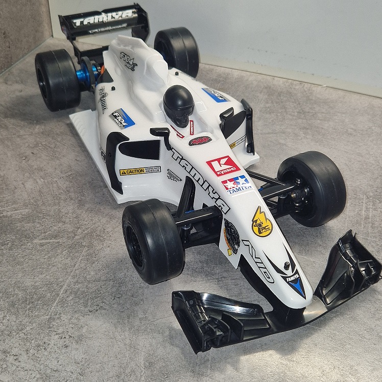 ma TAMIYA ( si si .... ) F104 FORMULE1 1/10 et ses modifs ... 20240929