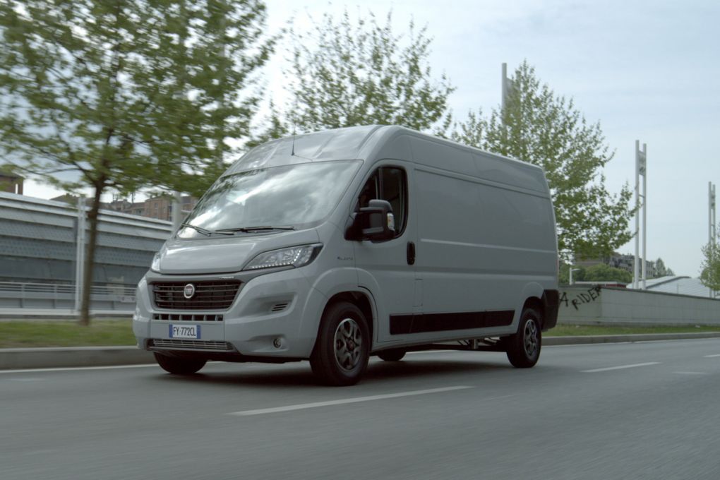 2014 - [Citroën/Peugeot/Fiat] Jumper/Boxer/Ducato - Page 15 E-duca13