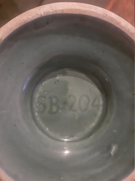 571 Brick Trough Vase 16320311