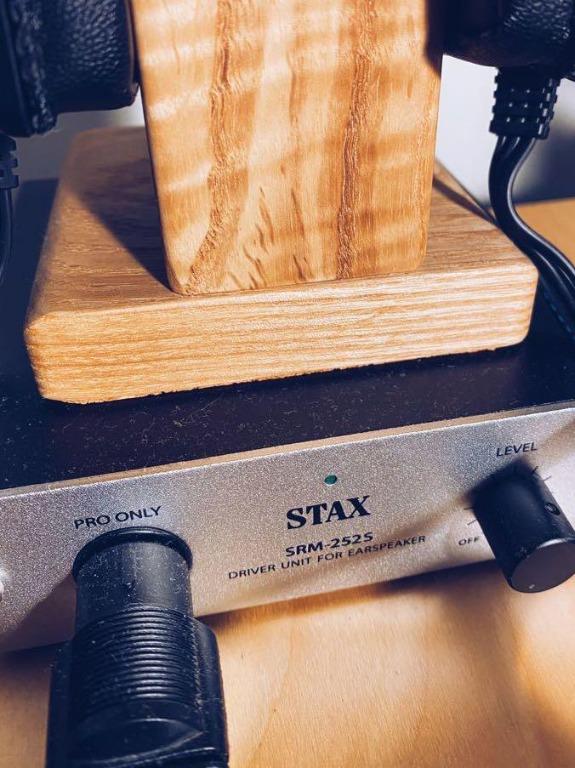 Stax L300 with SRM-252S + Accessories Stax_l15