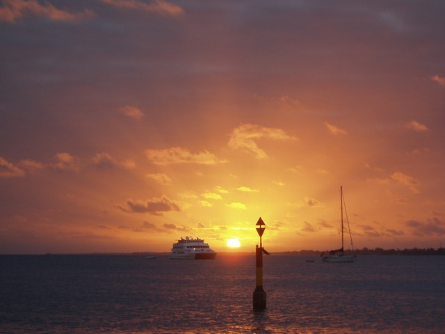 Coucher du soleil sur Moorea P7162027