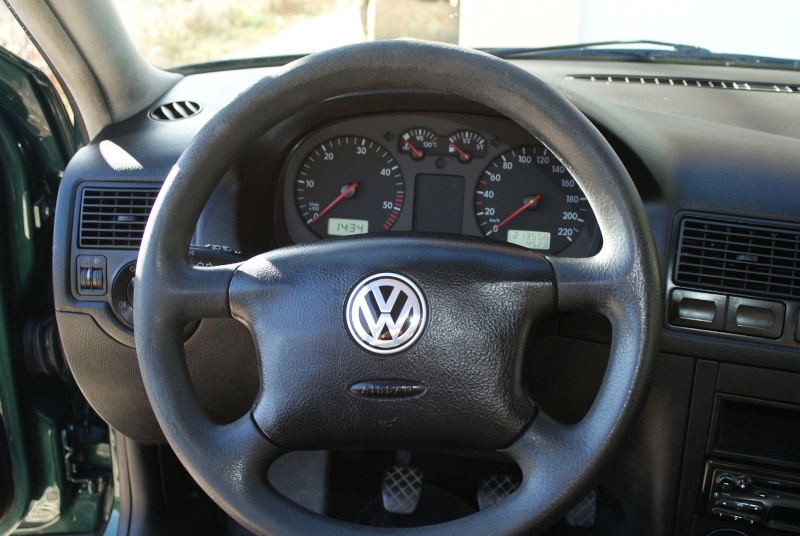 golf - [ VW Golf 4 TDI 110 ] démontage volant avec Airbag G_6010