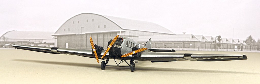 Junkers G.23 (1:72 VEB Plasticart) Img_7829