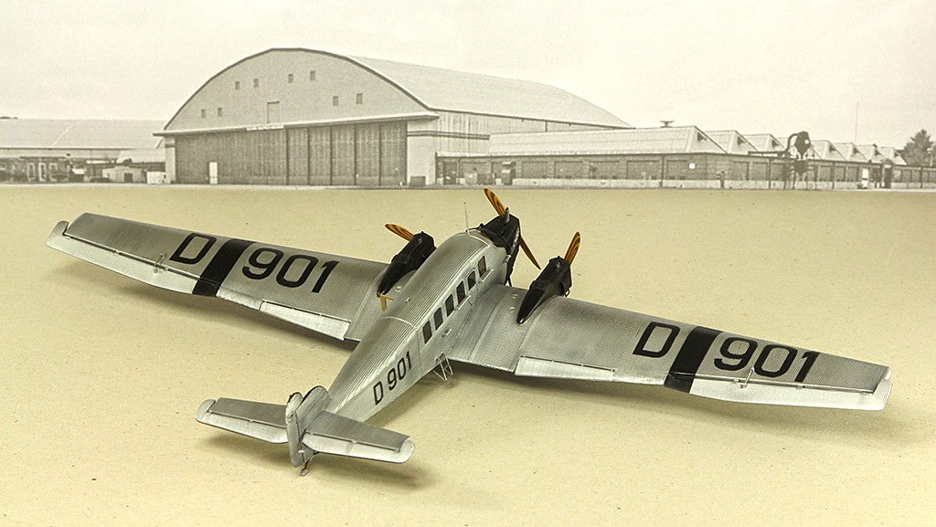 Junkers G.23 (1:72 VEB Plasticart) Img_7832