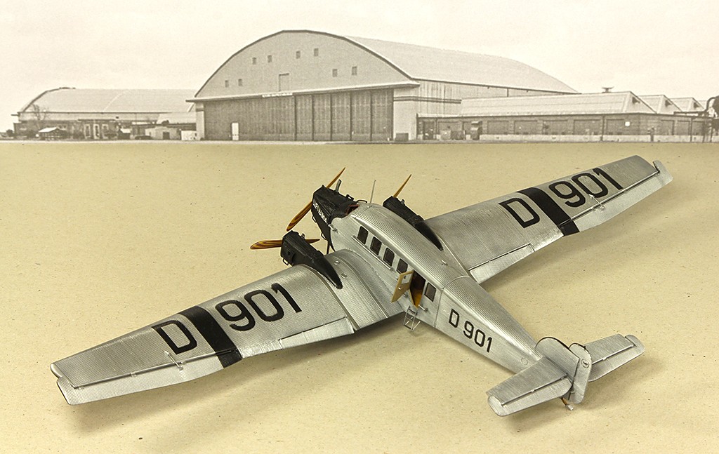 Junkers G.23/G.24 (1:72 - VEB Plasticart) Img_7834