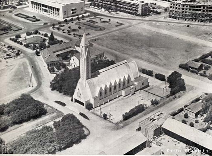 Cultes et Edifices Religieux au Maroc - Page 27 Kenitr26