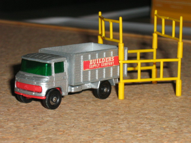 #11d  scaffold truck Pictur28