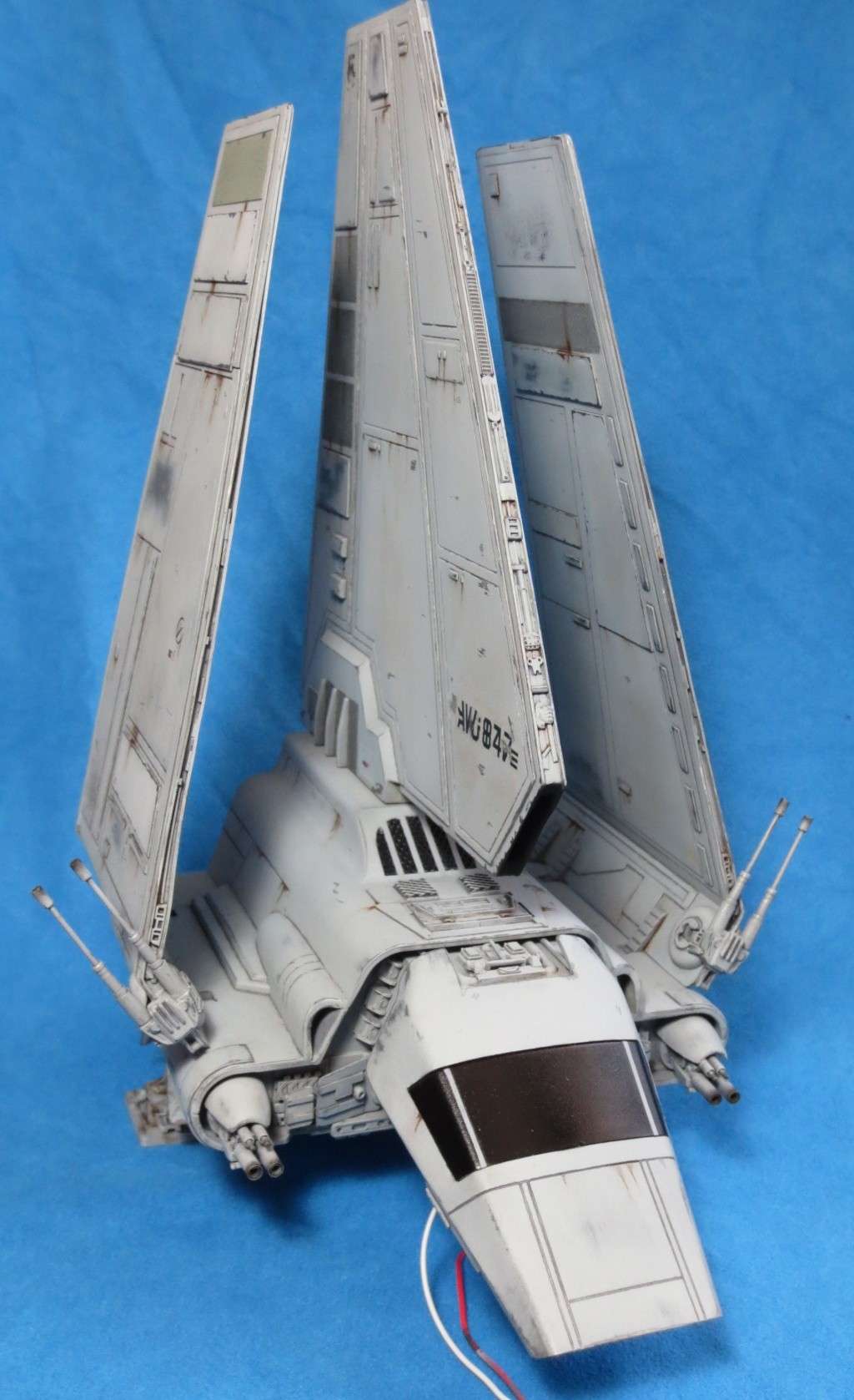 STAR WARS : Diorama Navette Lambda (1/120) - Page 5 Av_fin10