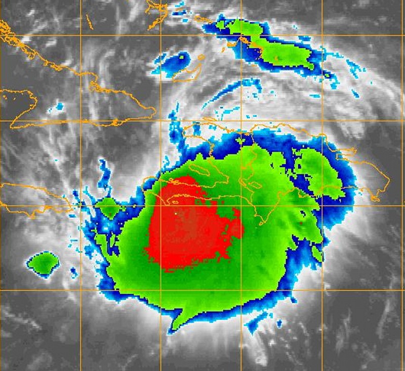 Tempete tropicale Fay ex 92L 92l_1110