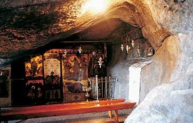 PATMOS : L'île classée au patrimoine de l'Unesco Grotte10