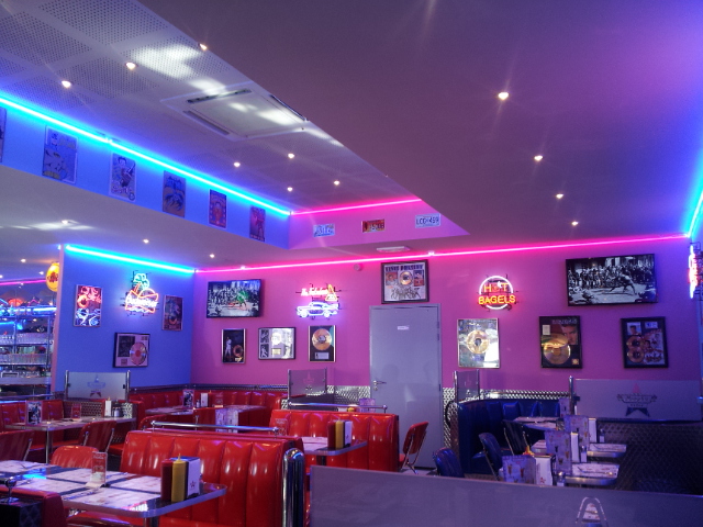 [BALADES] Ca vous dit ? Memphis Coffee et balade (Cholet)... - Page 4 20140213