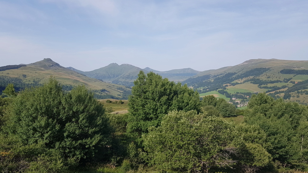 Panorama du rocher de Laqueuille (Dienne) Rocher10