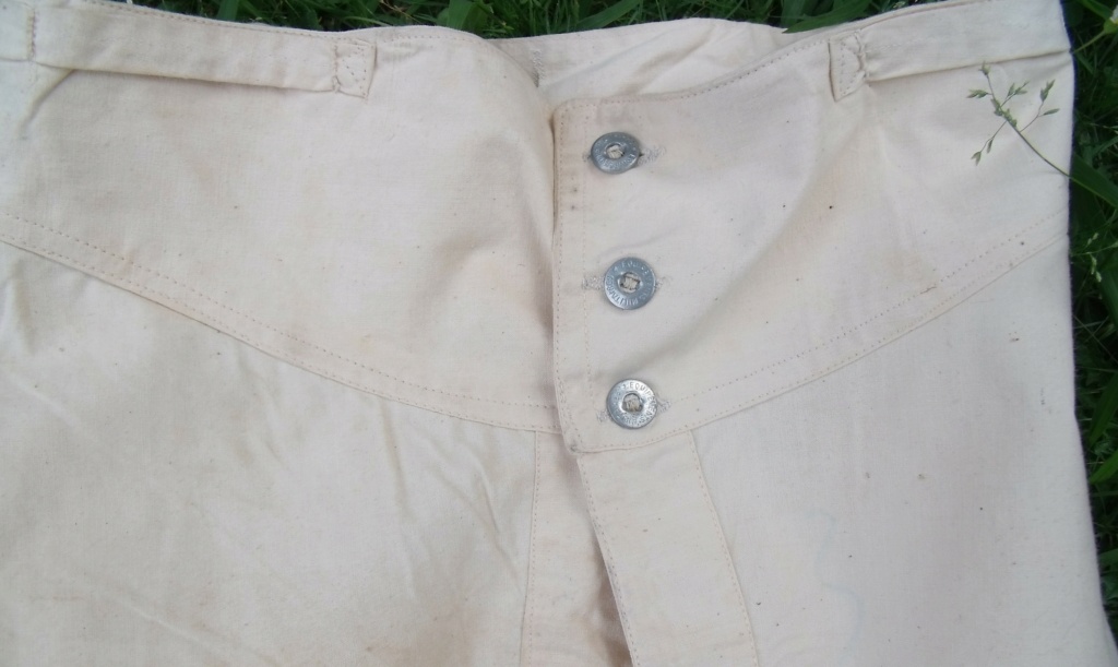 pantalon bourgeron ww2 ? identification Dscf8025