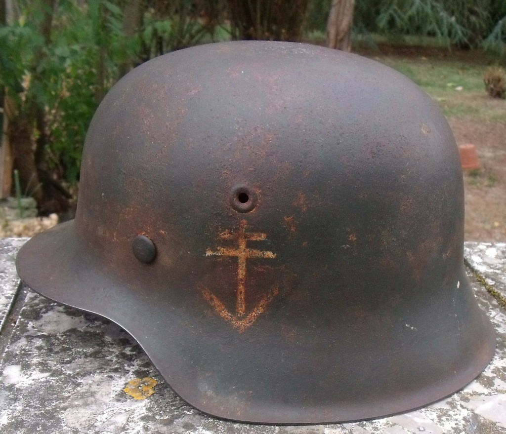 brut de maison Casque allemand/FFI, prise de guerre, croix de Lorraine  Dscf9823