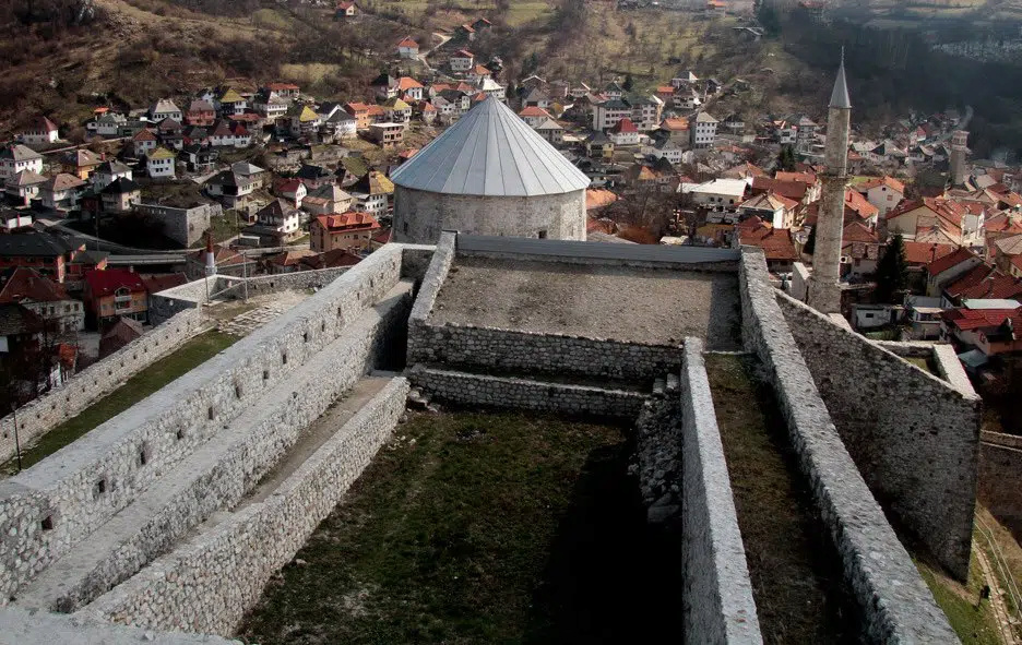 Bosna i Hercegovina - Page 3 Tvrdav10