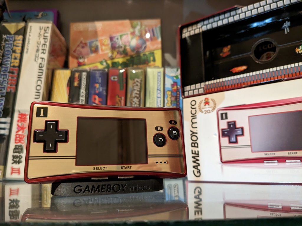 un cadeau pour les amoureux de la game boy micro - Page 2 Pxl_2036