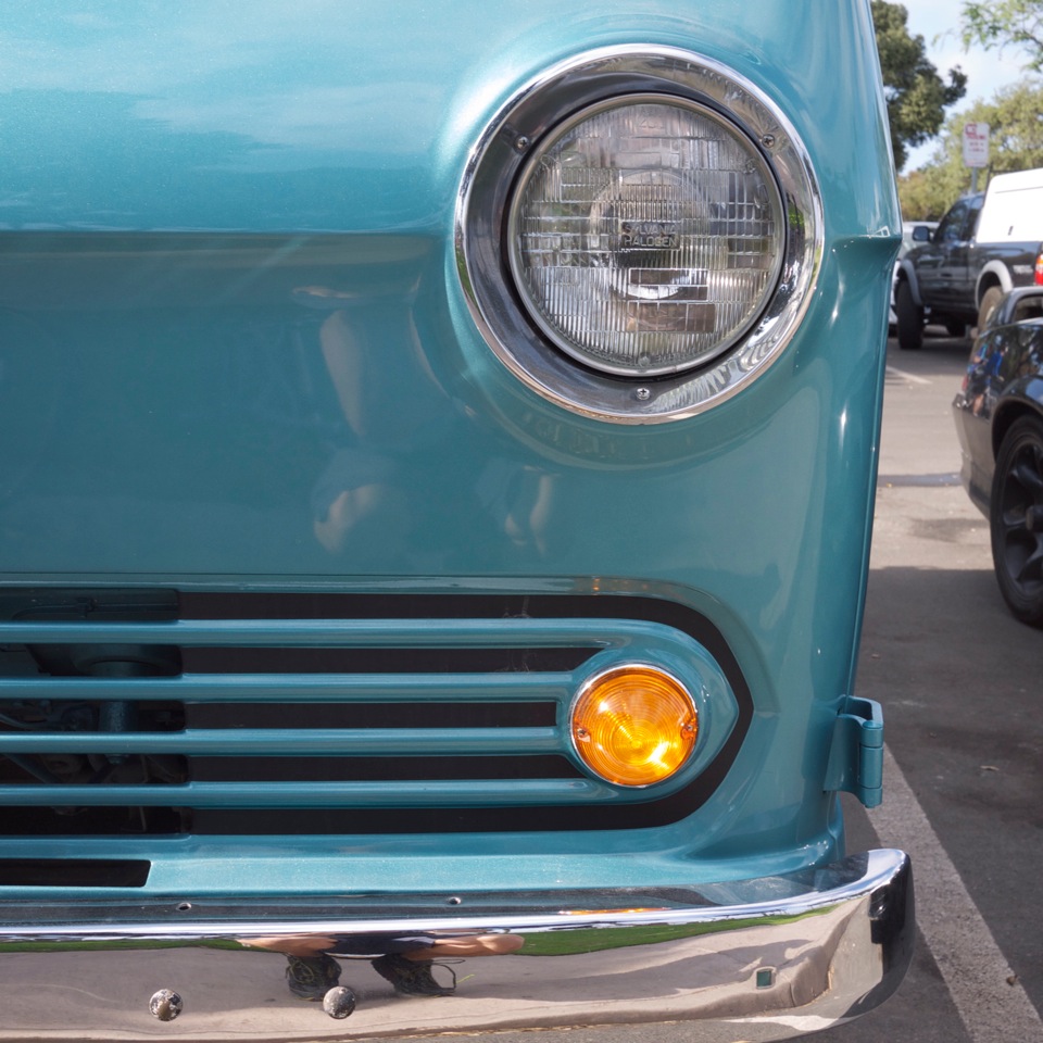 Back to......VANagains NEWest 65 Chevy SportVan Deluxe - Page 23 Corona13