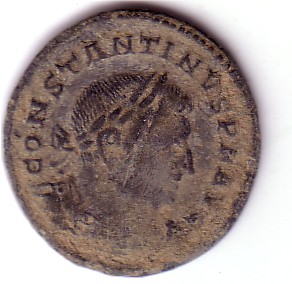Nummus o follis de Constantino I. SOLI INVICTO COMITI para comparar con el tuyo.  Nov05010