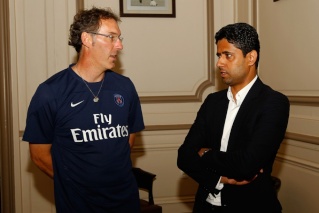 Thiago Silva envoi un message a Nasser pour Laurent Blanc Blanc-10