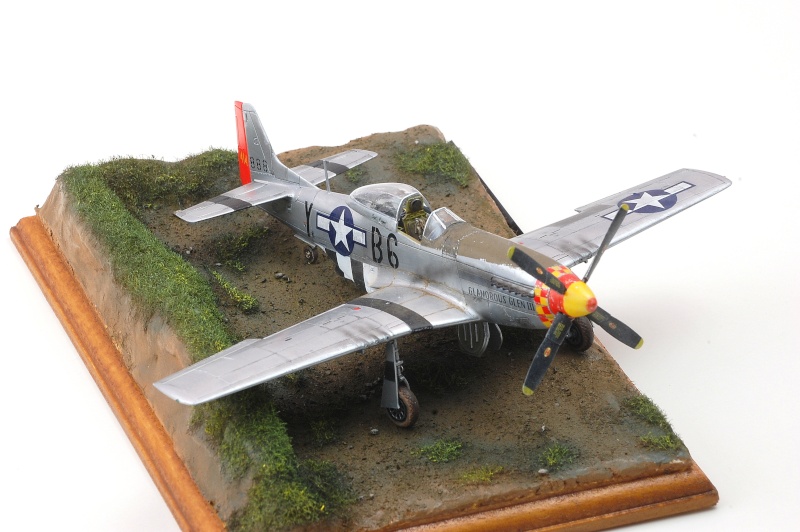 diorama   NA P-51D Mustang - la cadillac du ciel - Airfix - 1/72 Dsc_0448