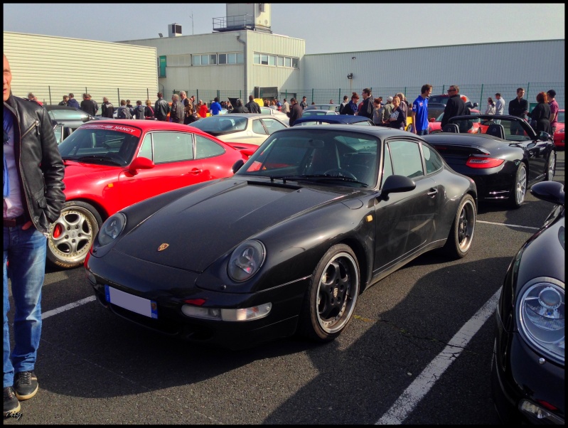 Rassemblement de supercars - Page 15 Img_0712