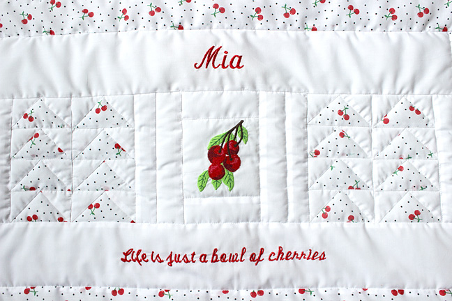 Mia's Pillowcase Mia_s-11